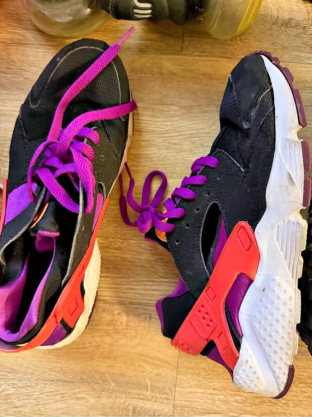 Nike Air Huarache Hyper Punch Women's Athletic Shoes Black & Pink